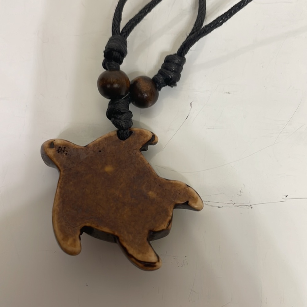 Adjustable turtle necklace - Picture 5 of 5